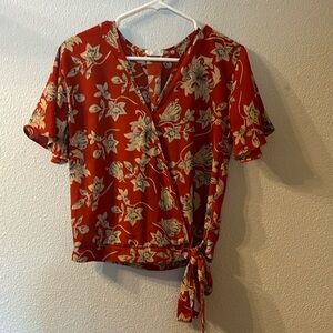 Sienna Sky deep vneck side tie top size XS